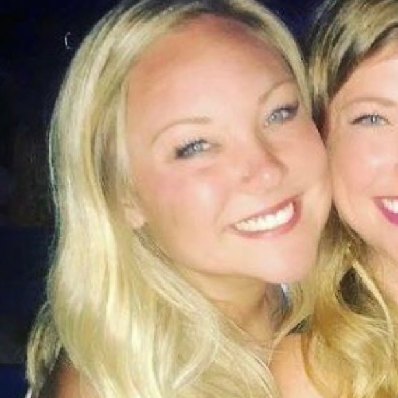 Meet your Posher, Allison - Picture 1 of 1